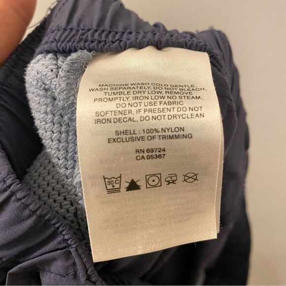 COLUMBIA woman’s navy blue nylon pull on hiking fishing shorts 6” plus size 1X - Picture 8 of 10